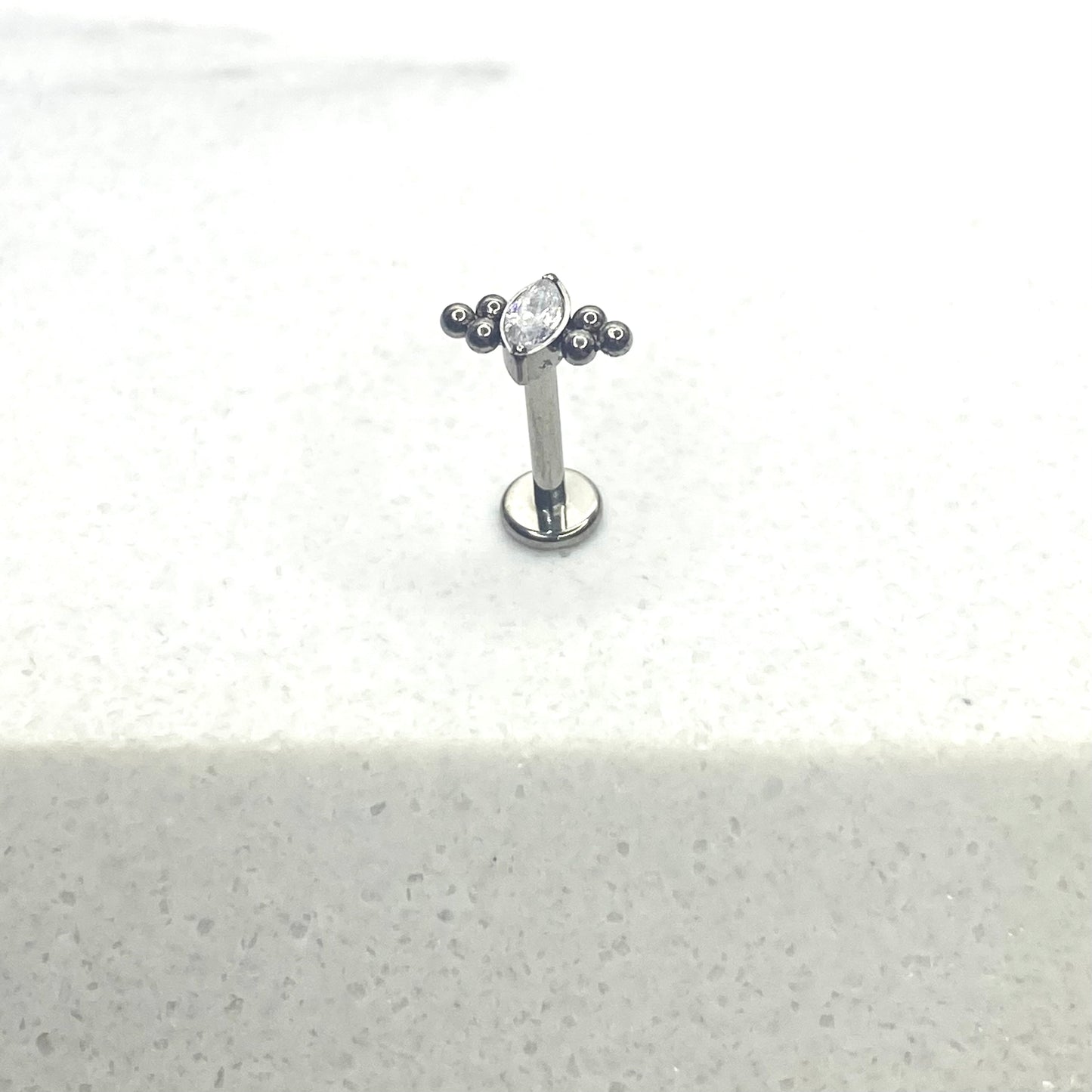 piercing conch piercing tragus piercing helix piercing daith luxe bracelet acier inoxydable bijoux tendances piercing oreille collier argent joaillerie or